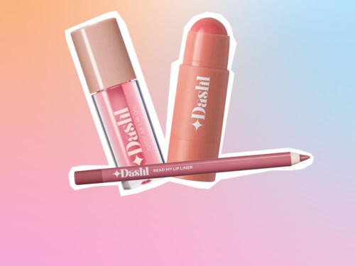 Pink läppglansrör, rosa läppstift i en rund förvaringsbox och en nude läpppenna med Dash-märke.