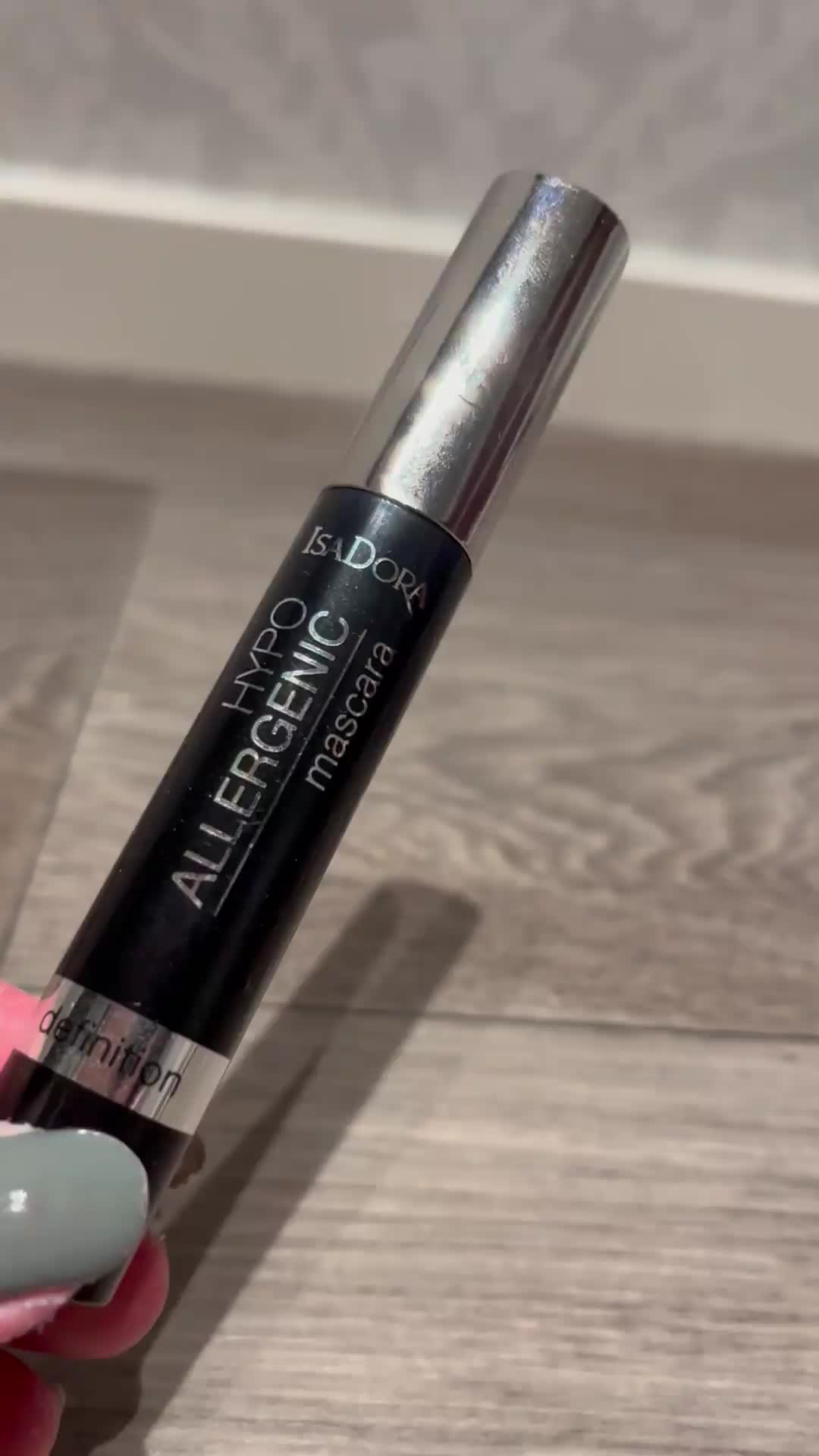 IsaDora Hypo-Allergenic Mascara NEW Black | lyko.com