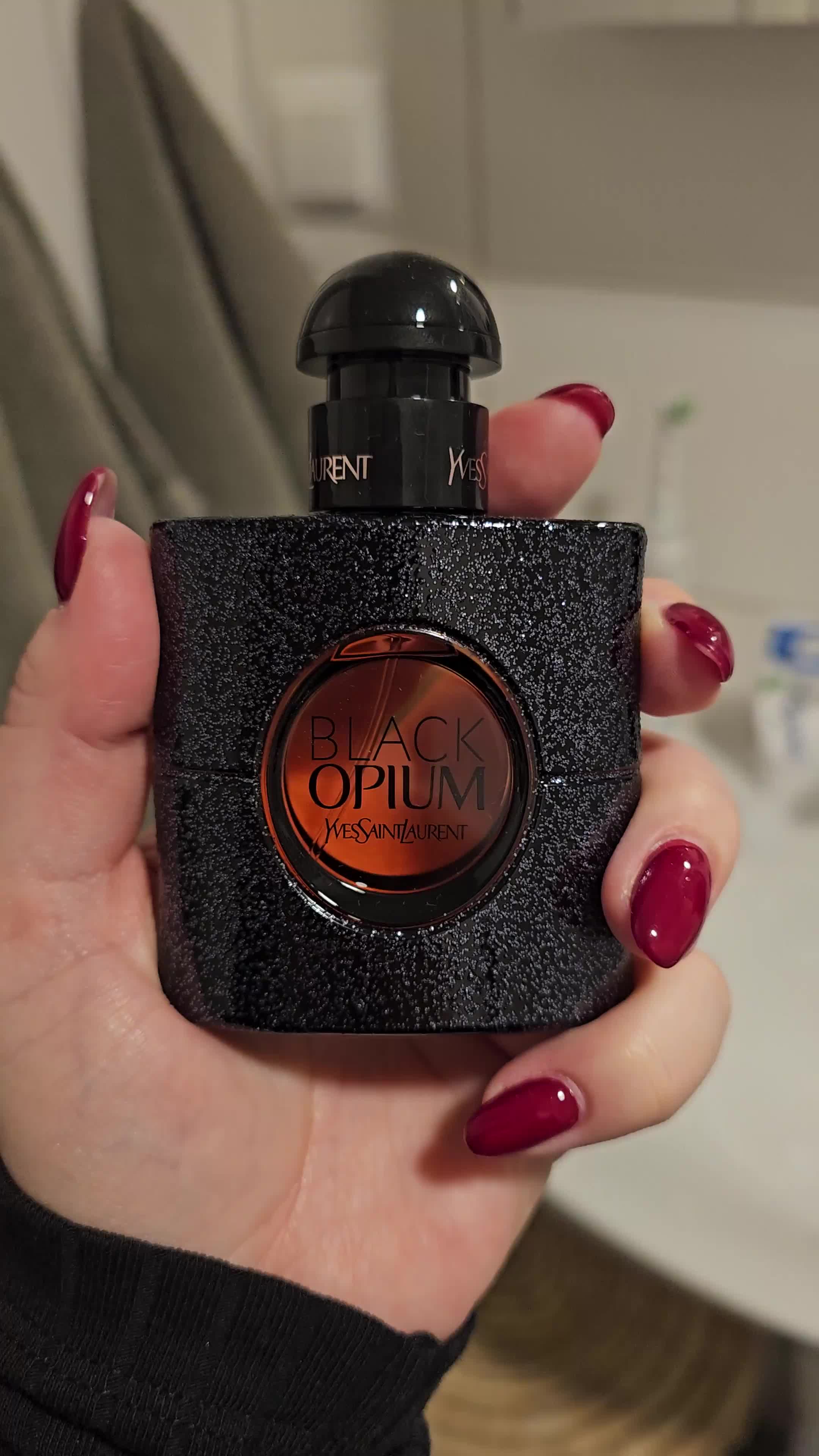 Yves Saint Laurent Black Opium EdP 50 ml | lyko.com